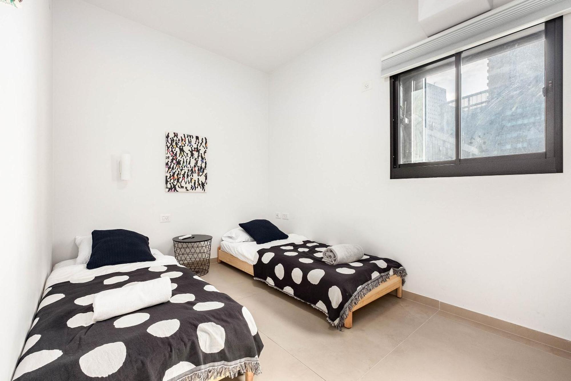Montefiore Rooftop By Nimizz * Tel Aviv